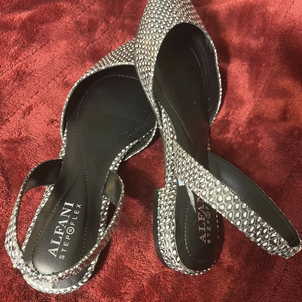 Alfani step n flex shoes